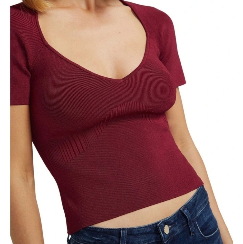 Guess Sweetheart neckline knit top Xs